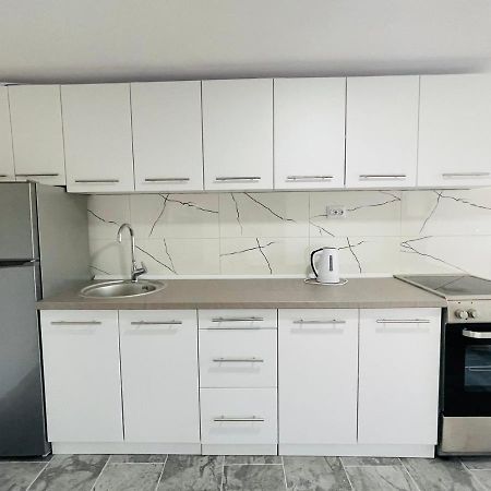 Ajla - Free Parking Apartment Sarajevo Ngoại thất bức ảnh