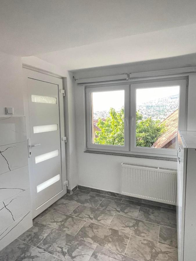 Ajla - Free Parking Apartment Sarajevo Ngoại thất bức ảnh
