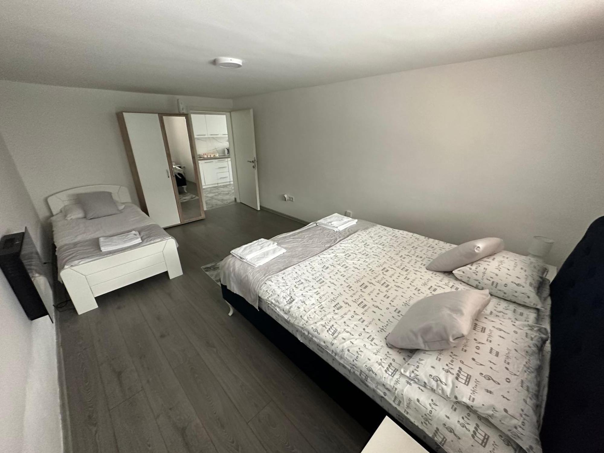 Ajla - Free Parking Apartment Sarajevo Ngoại thất bức ảnh